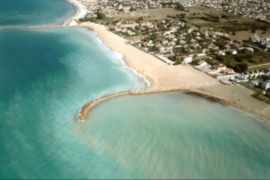 Super A 200m De La A « portisel » Apartment